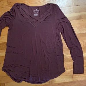 Soft & sexy American Eagle long sleeve shirt